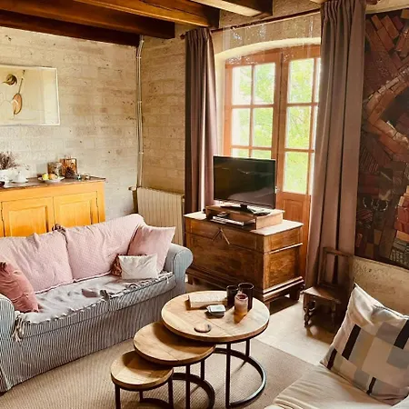 Caramel - Piscine - Vue * Fargues (Lot)